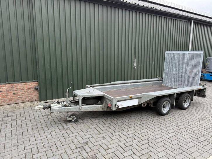 Veiling: Machinetransporter Ifor Williams DB, Auto's, Vrachtwagens, Ophalen