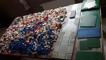 Lego - assorti 18,5 kilo tweede keus Lego beschikbaar voor biedingen