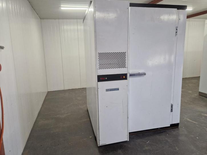 Koelcel 150 x 120 x 202 cm stekker klaar, Zakelijke goederen, Horeca | Keukenapparatuur, Gebruikt, Koelen en Vriezen