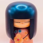 Poupée Kokeshi créative H14,5cm par Sougen – Design de
