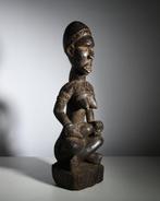 sculptuur - Phemba Kongo Woyo-moederschap - Congo