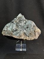 ANTIMONITE monumentaal van PERETA Kristallen op matrix -, Verzamelen, Mineralen en Fossielen