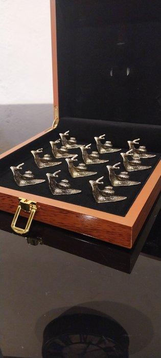 Messensteun (12) - Escargots - Verguld brons - Hommels, Antiek en Kunst, Antiek | Meubels | Tafels