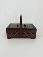 Union - Naaidoos - Hout, Metaal, Antiek en Kunst