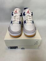 Air Jordan - Air Jordan 4 - Sneakers - Maat: EU 43 - Nieuw, Nieuw