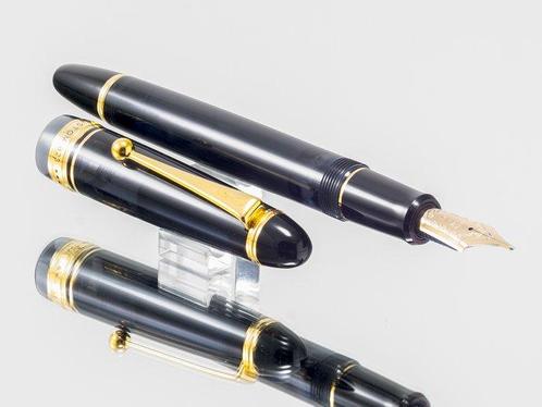 Pilot - Custom 823 - Sans Prix de Réserve - Stylo à plume, Verzamelen, Pennenverzamelingen