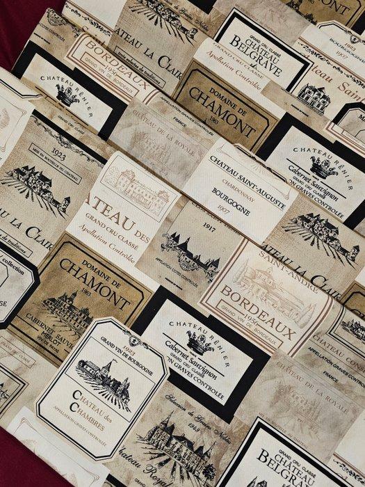 Stof met exclusieve wijnetiketten - 300x280cm - Artmaison, Antiek en Kunst, Antiek | Meubels | Tafels