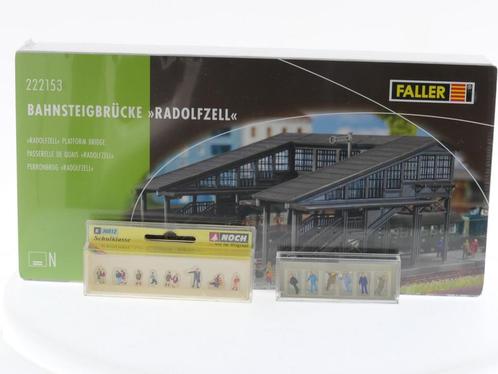Schaal N Faller 222153 met Noch 36812 schoolklas en Preis..., Hobby en Vrije tijd, Modeltreinen | N-Spoor, Brug, Tunnel of Gebouw