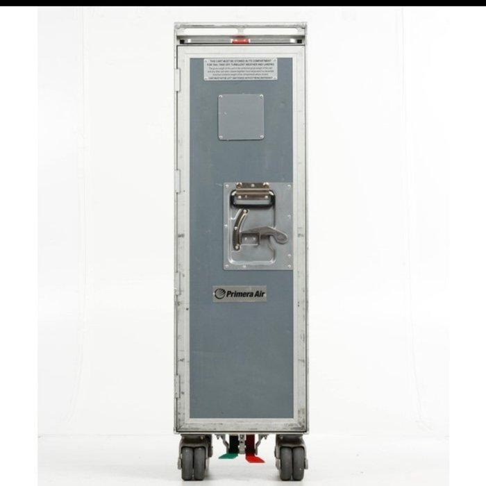 primera air - Trolleys van luchtvaartmaatschappijen -, Antiquités & Art, Antiquités | Assiettes décoratives & Carrelages