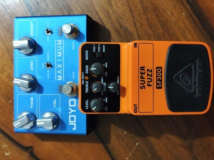 Super Fuzz SF-300 e Joyo Maxymum, Behringer e Joyo -, Musique & Instruments, Instruments à corde | Guitares | Acoustiques