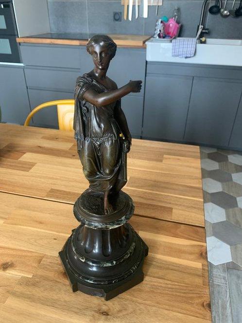 Beeld, Femme drapée - 40 cm - Brons, Marmer, Antiek en Kunst, Antiek | Keramiek en Aardewerk