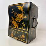 Boîte à bijoux - Armoire chinoise avec miroir et tiroirs -, Antiek en Kunst