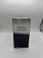Pokémon - 1 Elite trainer box - Scarlet & Violet, Hobby en Vrije tijd, Nieuw