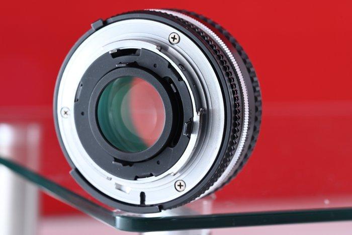 Nikon Nikkor 1.8/50mm Ai-s Pancake Prime lens, Audio, Tv en Foto, Fotocamera's Analoog