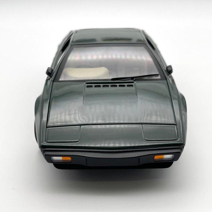Autoart 1:18 - Modelauto - Lotus Esprit - Type 79, Hobby en Vrije tijd, Modelauto's | 1:5 tot 1:12