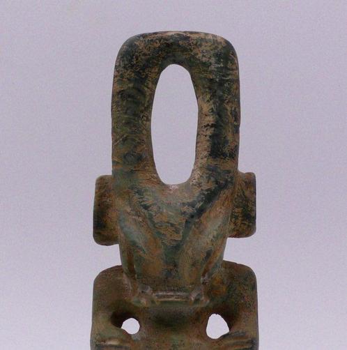 sculptuur, Hongshan Cultuur Grote Alien achtige Gehoornde, Verzamelen, Dierenverzamelingen