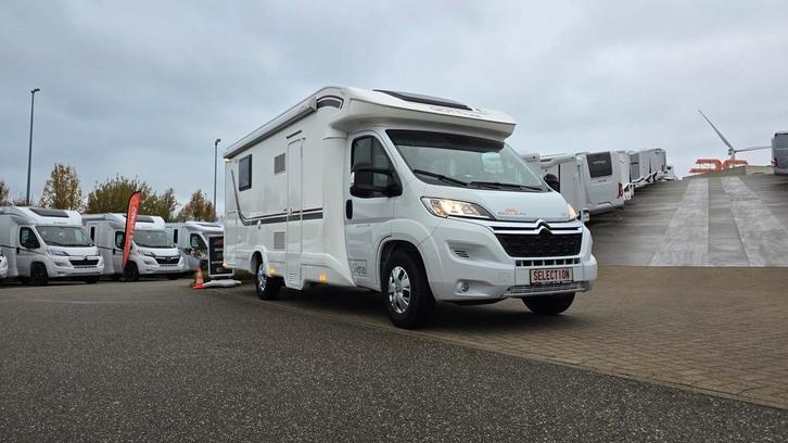 Giottiline Siena 397 slechts 28798 km en queensbed 65251, Caravans en Kamperen, Mobilhomes, Cassettetoilet, Handgeschakeld, Treinzit
