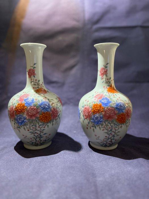 Vaas - Porselein - China - Vazen (Zonder minimumprijs), Antiek en Kunst, Antiek | Overige Antiek