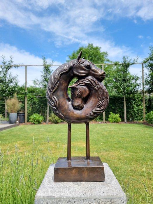 Figurine - Knuffelende paarden - Bronze, Antiek en Kunst, Curiosa en Brocante