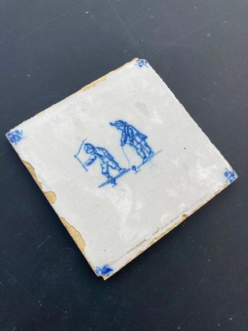 Carreau - Ancienne dalle Delft bleue avec des jeux, Antiek en Kunst, Antiek | Glaswerk en Kristal