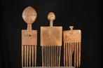 Three Aasante combs - Ghana, Antiek en Kunst