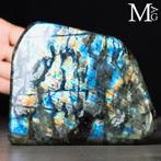 Labradoriet Spectroliet – gepolijst blok Spettrolite