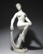 Kristóf Kelemen - Sculpture, Lady with Veil Sculpture - 36, Antiek en Kunst, Antiek | Glaswerk en Kristal