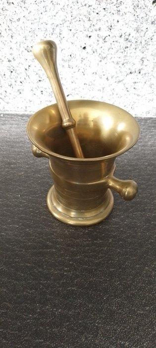 Vijzel en stamper - Gepatineerd brons - Bronzen vijzel met, Antiek en Kunst, Curiosa en Brocante