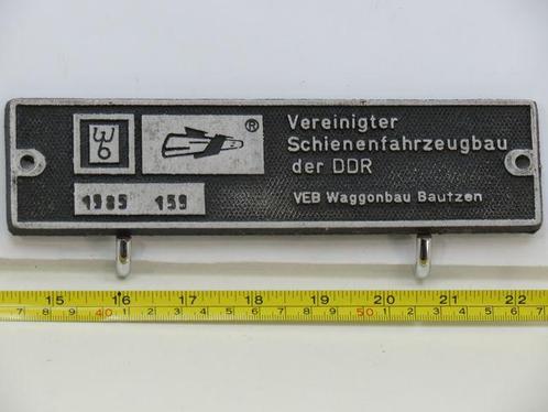 EisenbahnSchild Vereinigter Schienenfahrzeugbau der DDR B..., Verzamelen, Spoorwegen en Tram, Overige typen, Nieuw, Ophalen of Verzenden