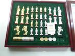 Jeu déchecs plaqué argent et plaqué or coffret avec