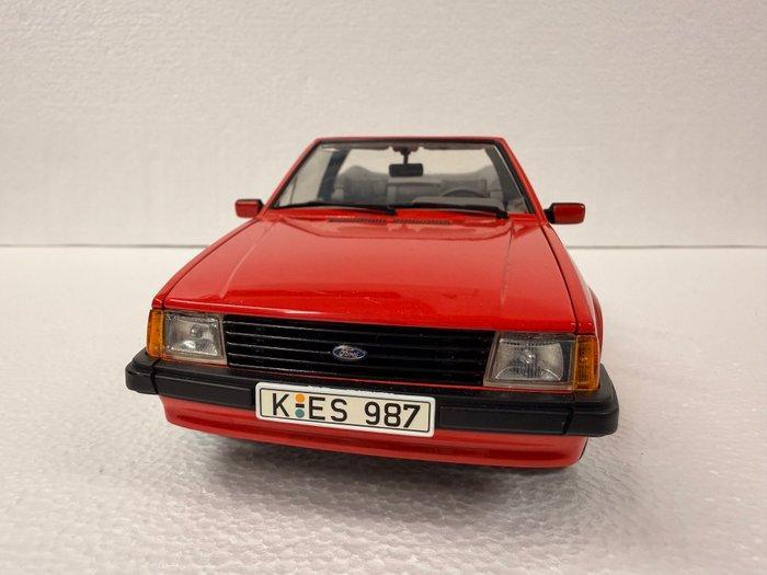 Sunstar 1:18 - Modelauto - Ford Escort Cabriolet Mk3, Hobby & Loisirs créatifs, Voitures miniatures | 1:5 à 1:12