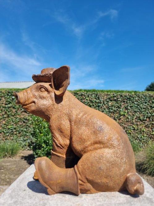 Beeldje - A cute pig - IJzer, Antiek en Kunst, Curiosa en Brocante