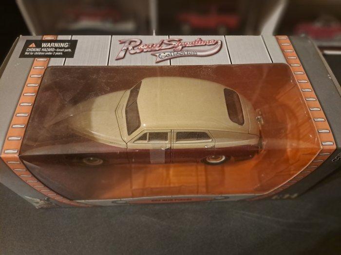 Road Signature Collection 1:24 - Modelauto - GAZ M20 Pobeda, Hobby en Vrije tijd, Modelauto's | 1:5 tot 1:12