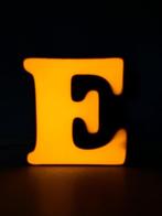 Lamp - Metaal - Letter E, Antiek en Kunst