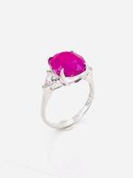 Ring Platina - 7.09ct. tw. Robijn - Saffier - Birma Robijn, Nieuw