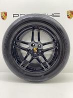 Porsche Macan ORIGINELE 18inch Sport zwart met winterbanden, Banden en Velgen, Ophalen