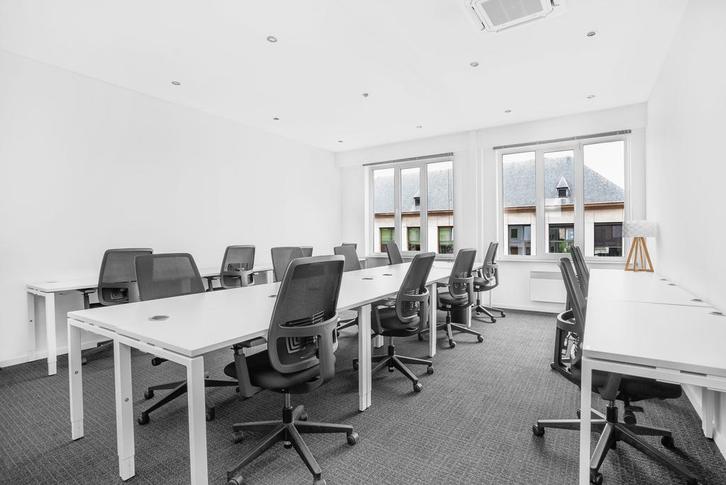 Coworkingruimte in Harmony, Zakelijke goederen, Bedrijfs Onroerend goed