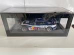 Autoart - 1:18 - Red Bull Aston Martin DBR9 - 125, Hobby en Vrije tijd, Nieuw