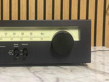 Sansui - TU-217 Tuner