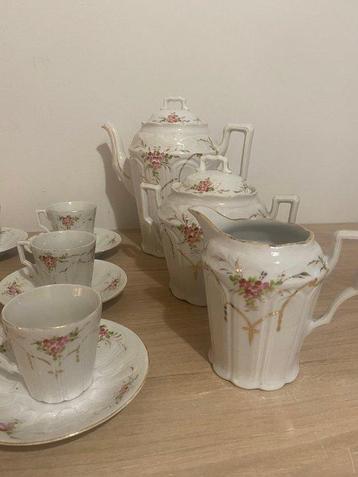 Limoges - Service à café (15) - Service à café fleuri -