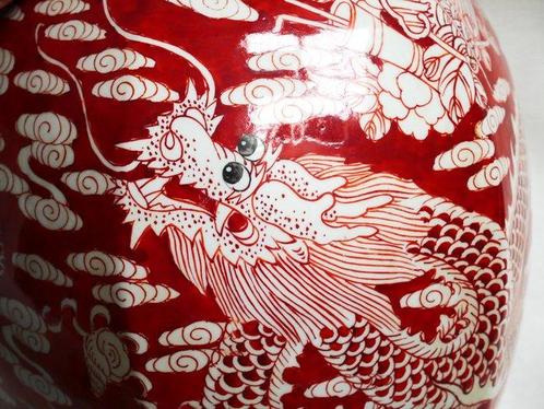 Vase avec couvercle - Porcelaine - Dragon Chanceux, Antiek en Kunst, Kunst | Designobjecten