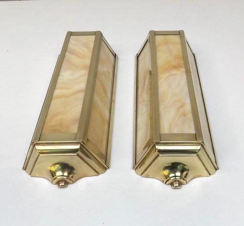 Wandlamp (2) - Opaline glas - Twee Art Deco stijl wandlampen, Antiek en Kunst, Curiosa en Brocante