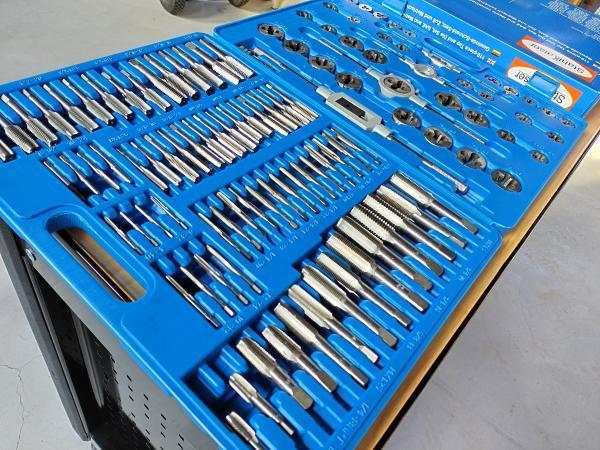 Veiling - Tapset 110-dlg. metrisch, Auto diversen, Autogereedschap