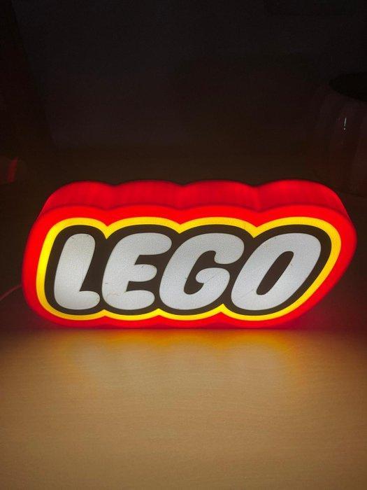 Verlichte reclame Custom item - Lichtbord - Plastic, Kinderen en Baby's, Speelgoed | Duplo en Lego