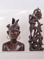 2 Sculpturen - Bali - Hanuman - Indonesië  (Zonder