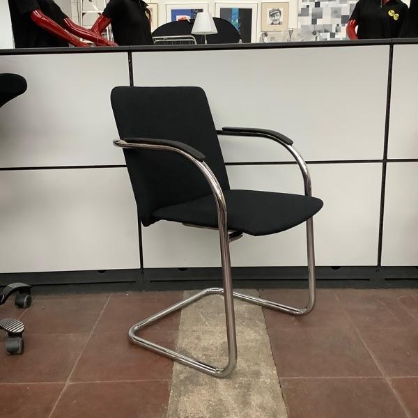 Lande vergaderstoel, met nieuwe stoffering, zwart - chroom, Huis en Inrichting, Stoelen, Zwart, Gebruikt, Eén