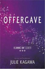 Offergave / Blood of Eden / 3 9789402705805 Julie Kagawa, Boeken, Verzenden, Gelezen, Julie Kagawa
