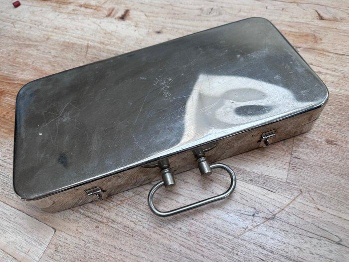 Ensemble vintage de cystoscopie/resectoscopie urologique –, Antiek en Kunst, Antiek | Wandborden en Tegels