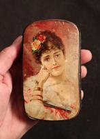 Boîte de tabac à priser - de Paris - papier-mâché - Art