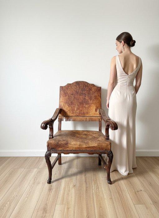 Fauteuil - Hout, IJzer, leer - Oude troon uit de 18e eeuw, Antiek en Kunst, Antiek | Overige Antiek